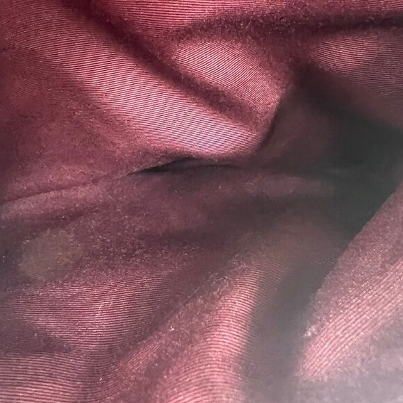 Vintage Etienne Aigner Gorgeous Deep Red Leather Shoulder Messenger Style Bag - Picture 10 of 16